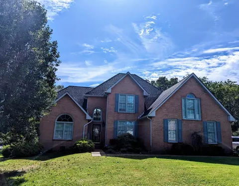 120 Creekglen Dr, Hendersonville, TN 37075
