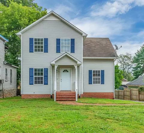 907 School St, Columbia, TN 38401
