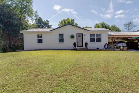 107 Mae Cir, Dickson, TN 37055