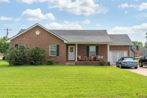 1191 Langwood Dr, Gallatin, TN 37066
