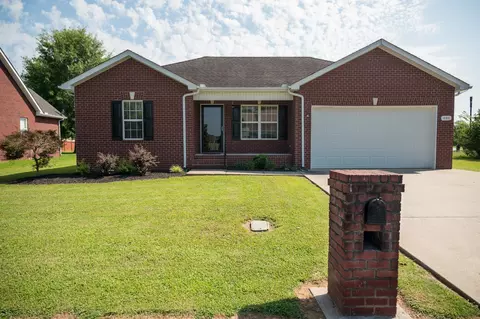 4911 Court Dr, Murfreesboro, TN 37128