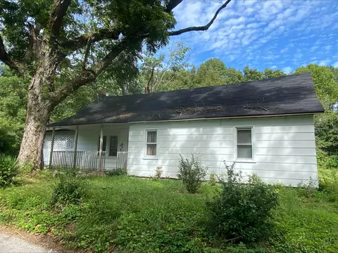 606 Eagle Creek Rd, Smithville, TN 37166