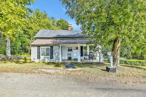 128 Fairview Ave, Cornersville, TN 37047