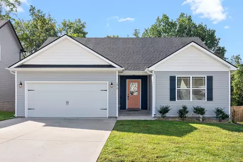 1819 Rains Rd, Clarksville, TN 37042