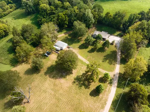 4520 Dugger Rd, Culleoka, TN 38451