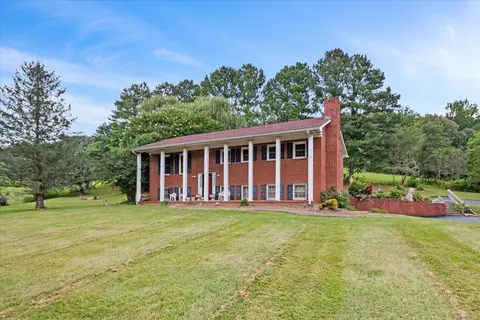 1070 Parrish Hollow Rd, Lynnville, TN 38472