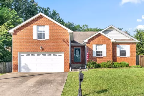 1784 Ridge Runner Ct, Clarksville, TN 37042