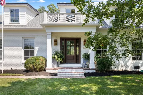 1904 Shamrock Dr, Brentwood, TN 37027