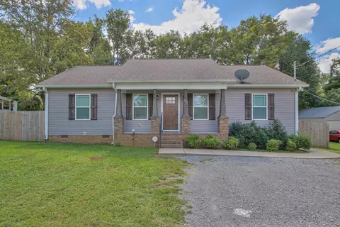 202 Davis St, Shelbyville, TN 37160