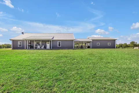 242 Hedrick Ln, Summertown, TN 38483