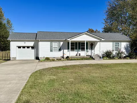 1324 Bakers Work Rd, Burns, TN 37029