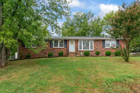 2817 Galesburg Dr, Nashville, TN 37217
