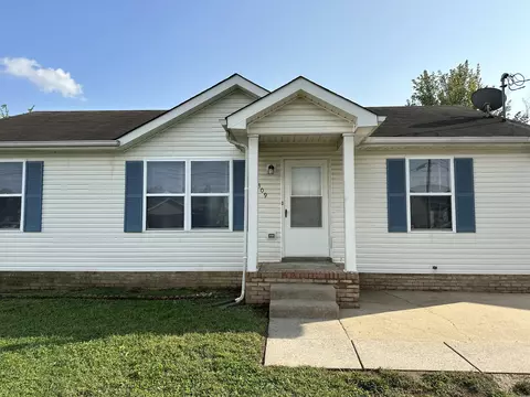 309 Pioneer Dr, Oak Grove, KY 42262