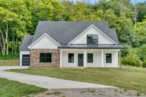 2120 Duke Hamilton Way, Belfast, TN 37019