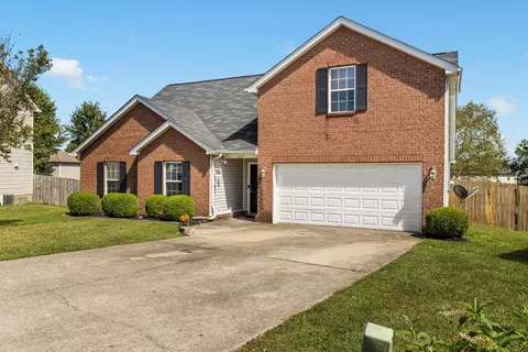 1027 Lowrey Pl, Spring Hill, TN 37174 photo 2