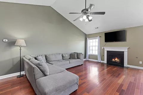 1027 Lowrey Pl, Spring Hill, TN 37174 photo 5