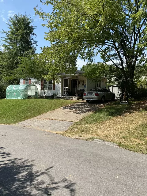 22 Proctor Ct, Clarksville, TN 37043