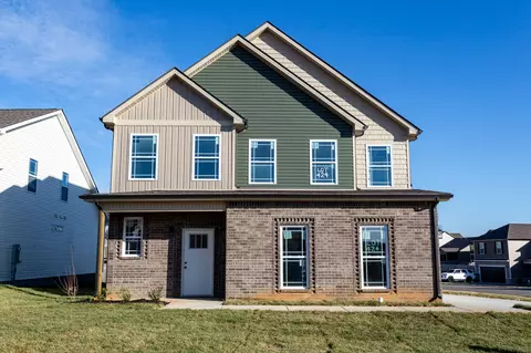 995 Cherry Blossom Ln, Clarksville, TN 37040
