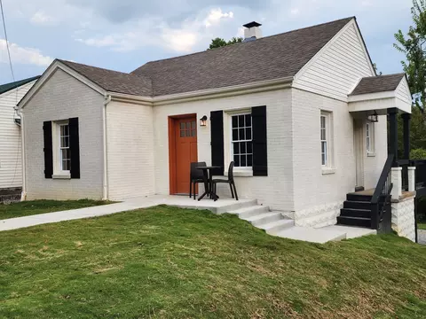 505 High St, Dickson, TN 37055