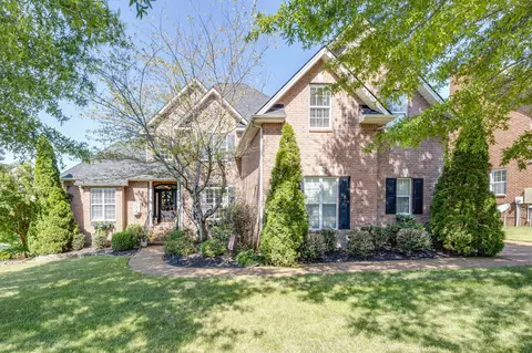 1075 Auldridge Dr, Spring Hill, TN 37174