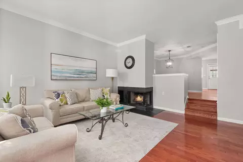 217 Fairmont Ct, Nashville, TN 37203