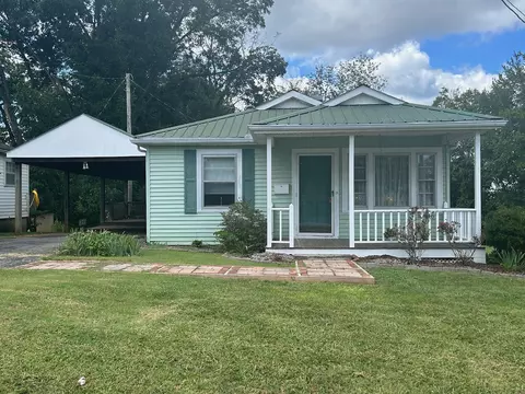 707 N Spring St, Mcminnville, TN 37110