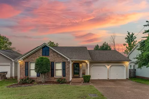 5609 Fairhaven Dr, Nashville, TN 37211
