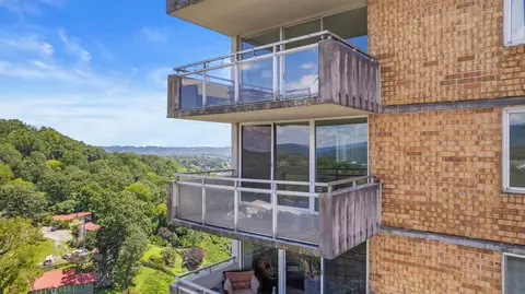 1131 Stringers Ridge 10c Rd, Chattanooga, TN 37405