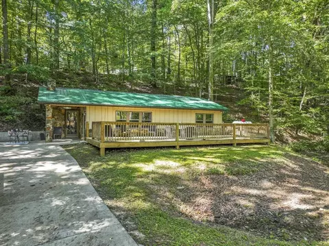 7118 Patton Park Rd, Lyles, TN 37098