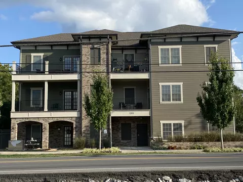 1319 W Main St #305, Franklin, TN 37064