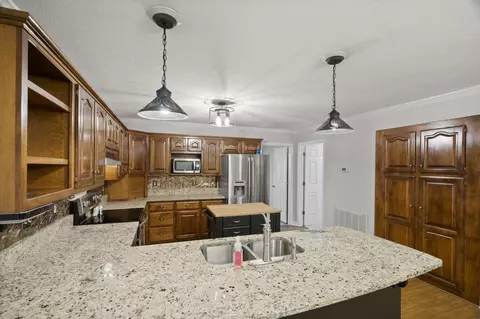 300 Westland St, Portland, TN 37148