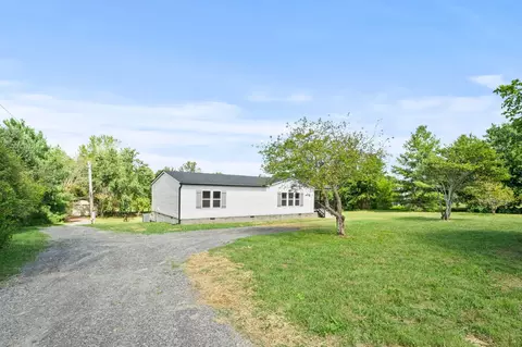 5877 Green Rd, Springfield, TN 37172 photo 4