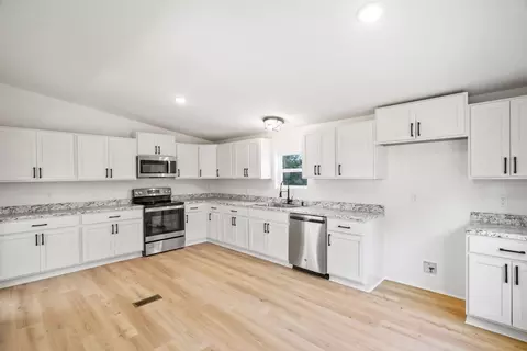 5877 Green Rd, Springfield, TN 37172 photo 12