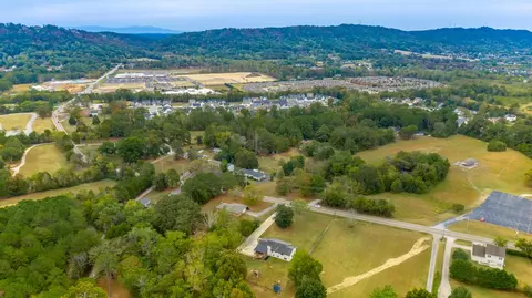 9535 E Brainerd Rd, Chattanooga, TN 37421 photo 57