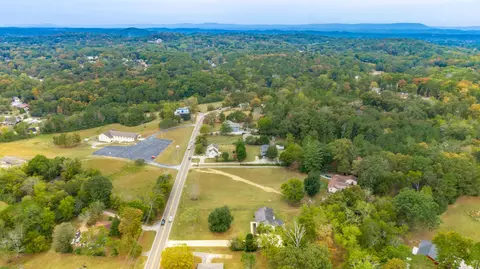 9535 E Brainerd Rd, Chattanooga, TN 37421 photo 60