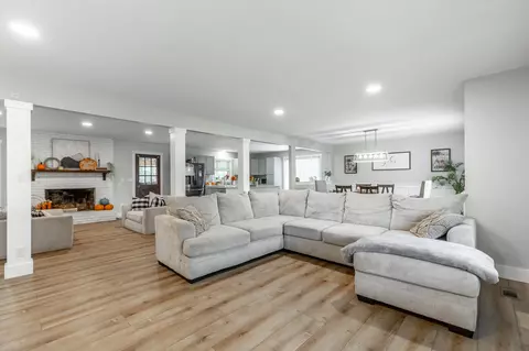 9535 E Brainerd Rd, Chattanooga, TN 37421 photo 6