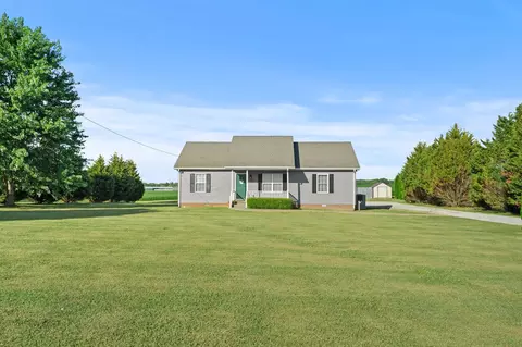 4381 Matthews Rd, Cedar Hill, TN 37032