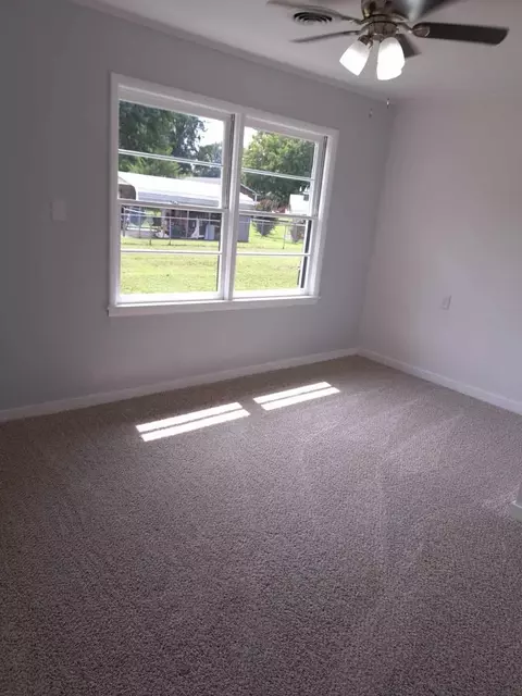204 Fairgrounds Rd, Paris, TN 38242 photo 7