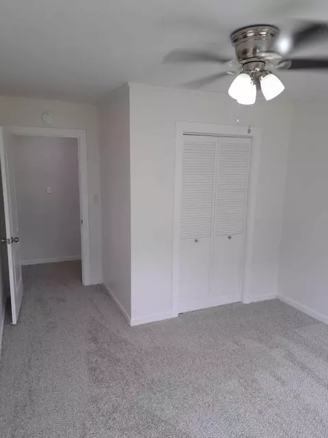 204 Fairgrounds Rd, Paris, TN 38242 photo 8