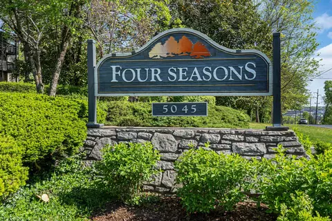 433 Summit Ridge Pl, Nashville, TN 37215