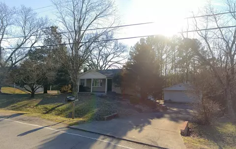 549 Brewer Dr, Nashville, TN 37211