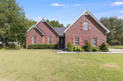 132 Melstone Ct, Murfreesboro, TN 37127
