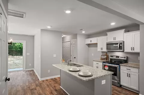606 Smith St, Springfield, TN 37172 photo 9