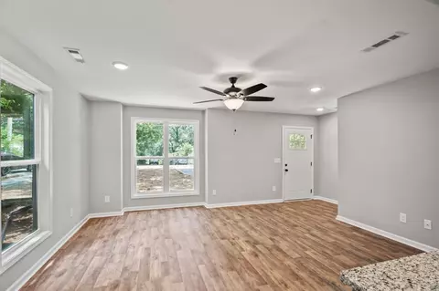 606 Smith St, Springfield, TN 37172 photo 5