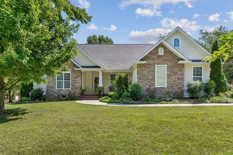 4925 Curtis Dr, Cookeville, TN 38506