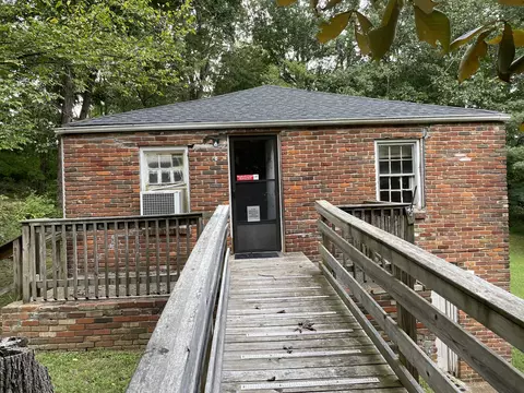 14 Proctor Dr, Clarksville, TN 37043