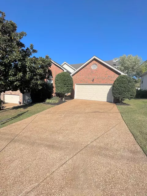 2404 Rollett Ct, Nashville, TN 37211