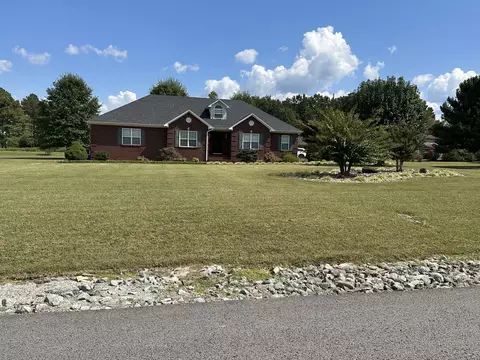 4 Vera Ln, Leoma, TN 38468