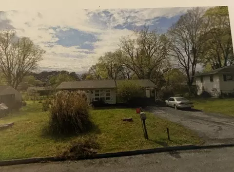4711 Tricia Dr, Chattanooga, TN 37416