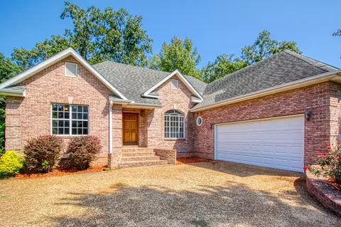 523 Callahan Dr, New Johnsonville, TN 37134